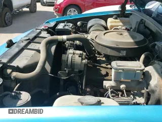 1989 GMC Sierra 1500 z VIN 1GTDK14K7KZ540666, wystawiony jako IAAI lot #42829910 z przebiegiem 180 287 mil mil oraz . Historia ofert i sprzedaży dostępna na DreamBid. Obrazek 12.
