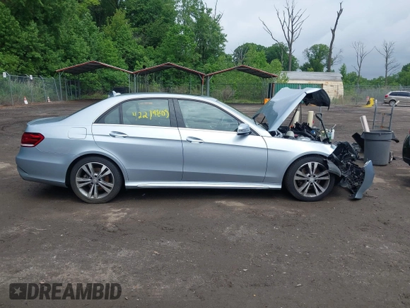 2014 Mercedes-Benz E 350 Sport with VIN WDDHF5KBXEB016723, listed as a IAAI auction lot 42274805 with 98,431 mi miles and . Bid and sale history available at DreamBid. Image 12.