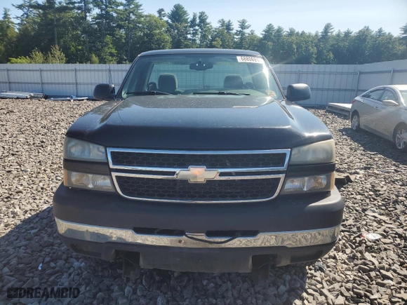 2007 Chevrolet Silverado 2500HD Classic Work Truck with VIN 1GCHK24U87E105372, listed as a Copart auction lot 68806914 with 95,790 mi miles and Salvage Title. Bid and sale history available at carsss.com. Image 5.