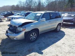2005 Toyota Highlander with VIN JTEGP21AX50050601, listed as a IAAI auction lot 41473592 with 130,265 mi miles. Bid and sale history available at carsss.com. Image 2.