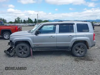 2016 Jeep Patriot Sport with VIN 1C4NJRBB2GD673039, listed as a IAAI auction lot 42385540 with Not provided miles and . Bid and sale history available at DreamBid. Image 14.