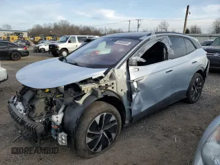 2021 Volkswagen ID.4 Pro S with VIN WVGGNPE29MP064405, listed as a Copart auction lot 45465365 with 54,417 mi miles and Salvage Title. Bid and sale history available at carsss.com. Image 1.