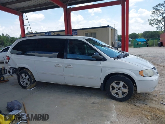 2005 Dodge Caravan SXT с VIN 2D4GP44L85R476597, выставлен на аукционе IAAI как лот 42667976 с пробегом 121 903 миль миль и . История ставок и продаж доступна на DreamBid. Изображение 13.