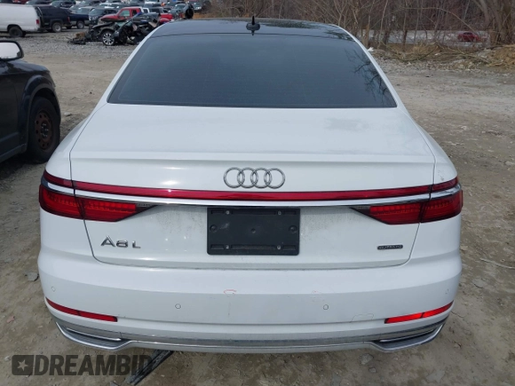 2019 Audi A8 L with VIN WAU8DAF83KN007358, listed as a IAAI auction lot 41540352 with 77,203 mi miles. Bid and sale history available at carsss.com. Image 16.