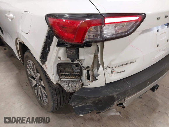 2021 Ford Escape Titanium Hybrid с VIN 1FMCU9DZXMUB03855, выставлен на аукционе IAAI как лот 41498132 с пробегом 63 892 миль миль и . История ставок и продаж доступна на DreamBid. Изображение 6.