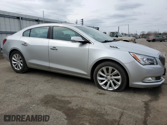 2015 Buick LaCrosse Leather with VIN 1G4GB5G39FF209065, listed as a Copart auction lot 50534775 with 181,393 mi miles and Clean Title. Bid and sale history available at DreamBid. Image 4.