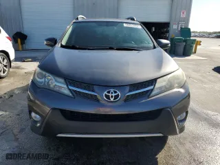 2015 Toyota RAV4 XLE with VIN 2T3WFREV2FW161567, listed as a Copart auction lot 44438345 with 71,169 mi miles and Clean Title. Bid and sale history available at carsss.com. Image 5.