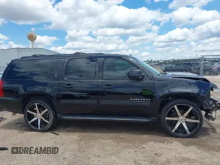 2013 Chevrolet Suburban LT с VIN 1GNSCJE04DR146389, выставлен на аукционе IAAI как лот 42234931 с пробегом 77 555 миль миль и . История ставок и продаж доступна на DreamBid. Изображение 13.