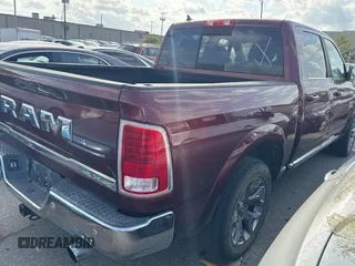2016 Ram 1500 Limited z VIN 1C6RR7PM1GS232756, wystawiony jako Copart lot #78931134 z przebiegiem 129 335 mil mil oraz Czysty tytuł • Clean title. Historia ofert i sprzedaży dostępna na DreamBid. Obrazek 4.
