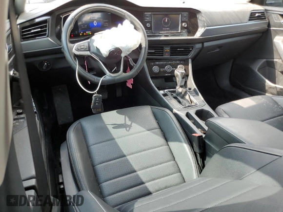 2022 Volkswagen Jetta SE with VIN 3VWEM7BU9NM008750, listed as a Copart auction lot 53497895 with 50,563 mi miles and Salvage title. Bid and sale history available at DreamBid. Image 8.