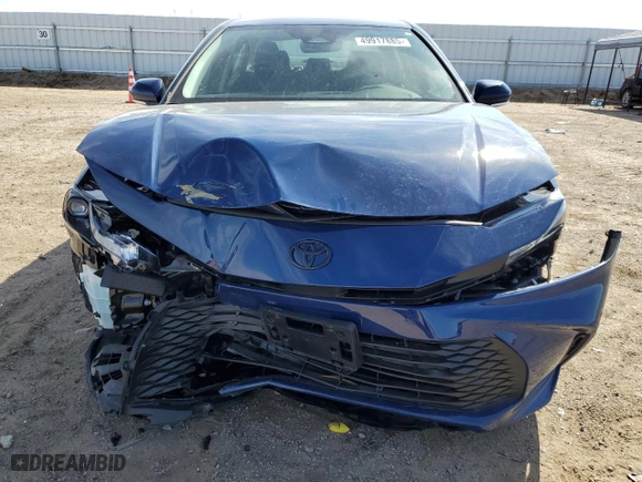 2025 Toyota Camry LE with VIN 4T1DAACK7SU046305, listed as a Copart auction lot 49917885 with 6,688 mi miles and Salvage Title. Bid and sale history available at carsss.com. Image 5.