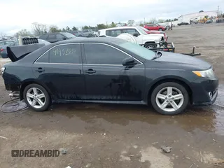 2012 Toyota Camry L with VIN 4T1BF1FK3CU060501, listed as a IAAI auction lot 41957658 with 170,646 mi miles. Bid and sale history available at carsss.com. Image 14.