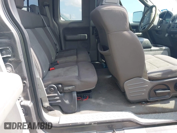 2004 Ford F-150 XL with VIN 1FTPX12574NC62468, listed as a IAAI auction lot 42426003 with 192,982 mi miles and . Bid and sale history available at DreamBid. Image 8.