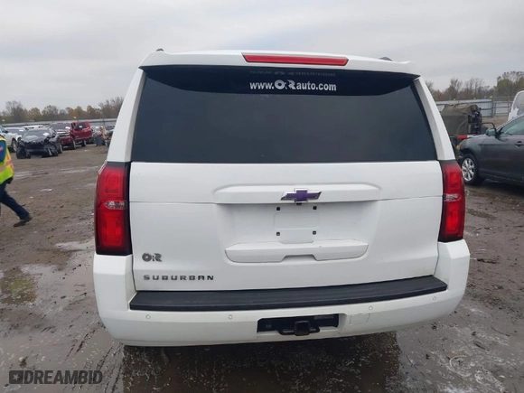 2018 Chevrolet Suburban LT with VIN 1GNSCHKC7JR347352, listed as a IAAI auction lot 41040779 with 155,926 mi miles. Bid and sale history available at carsss.com. Image 16.