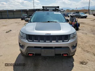 2017 Jeep Compass Trailhawk with VIN 3C4NJDDB1HT646751, listed as a Copart auction lot 62583555 with 99,974 mi miles and Salvage title. Bid and sale history available at DreamBid. Image 5.