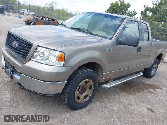 2005 Ford F-150 XLT with VIN 1FTPX14515NB25203, listed as a IAAI auction lot 42267843 with 204,913 mi miles and . Bid and sale history available at DreamBid. Image 2.