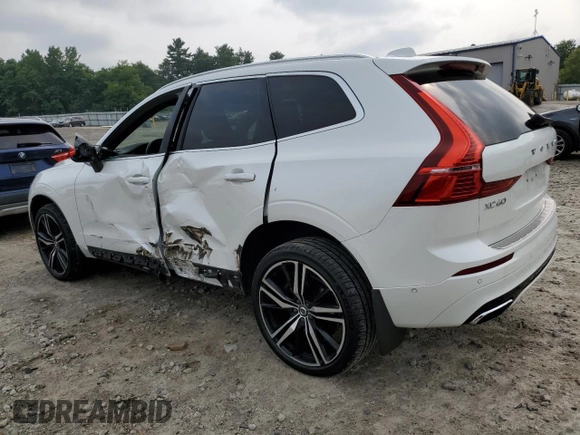 2019 Volvo XC60 R-Design z VIN LYVA22RM9KB233381, wystawiony jako Copart lot #67698424 z przebiegiem 66 835 mil mil oraz Szkoda całkowita • Salvage title. Historia ofert i sprzedaży dostępna na DreamBid. Obrazek 2.