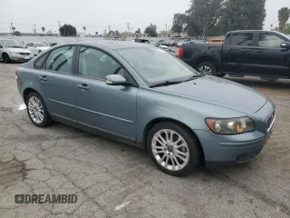 2005 Volvo S40 with VIN YV1MS682752096140, listed as a Copart auction lot 53335395 with 53,514 mi miles and Clean Title. Bid and sale history available at carsss.com. Image 4.