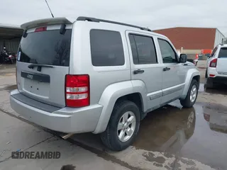2011 Jeep Liberty Sport Jet with VIN 1J4PP2GK6BW536880, listed as a IAAI auction lot 41428398 with 117,376 mi miles and . Bid and sale history available at DreamBid. Image 4.