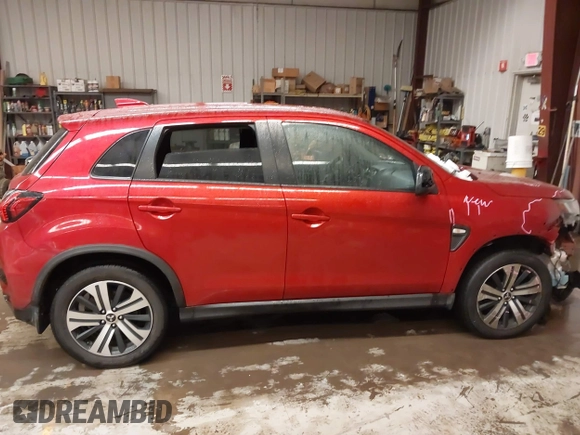 2023 Mitsubishi Outlander ES z VIN JA4ARUAU4PU002950, wystawiony jako IAAI lot #41549107 z przebiegiem 34 028 mil mil oraz . Historia ofert i sprzedaży dostępna na DreamBid. Obrazek 13.