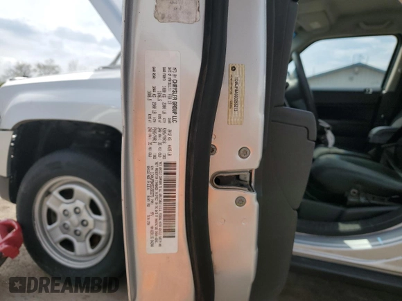 2013 Jeep Patriot Sport with VIN 1C4NJPBA9DD265273, listed as a Copart auction lot 52697955 with 154,472 mi miles and Salvage Title. Bid and sale history available at carsss.com. Image 12.
