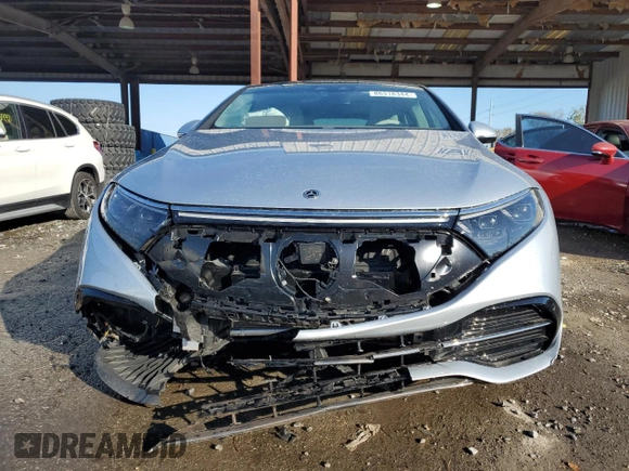 2022 Mercedes-Benz EQS 450+ z VIN W1KCG2DB9NA005060, wystawiony jako Copart lot #86318344 z przebiegiem Nie podano mil oraz Szkoda całkowita • Salvage title. Historia ofert i sprzedaży dostępna na DreamBid. Obrazek 5.