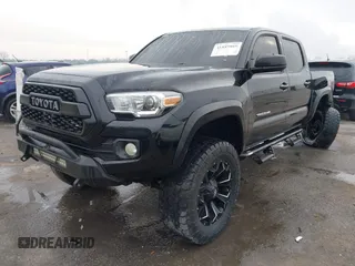 2017 Toyota Tacoma SR5 with VIN 5TFCZ5AN6HX076769, listed as a IAAI auction lot 41889869 with 208,894 mi miles. Bid and sale history available at carsss.com. Image 17.