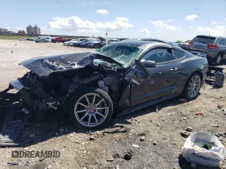 2019 Ford Mustang GT z VIN 1FA6P8CF2K5104120, wystawiony jako Copart lot #50182685 z przebiegiem Nie podano mil oraz Szkody całkowita. Historia ofert i sprzedaży dostępna na DreamBid. Obrazek 1.