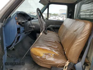 1995 Ford F-250 with VIN 1FTHF25H1SNB73298, listed as a Copart auction lot 84031634 with 0 mi miles and Salvage Title. Bid and sale history available at carsss.com. Image 7.