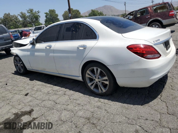 2016 Mercedes-Benz C 300 с VIN 55SWF4JB0GU163791, выставлен на аукционе Copart как лот 61433475 с пробегом 98 069 миль миль и Чистый • Clean title. История ставок и продаж доступна на DreamBid. Изображение 2.