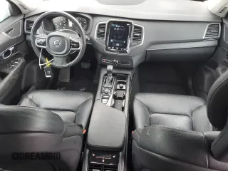 2020 Volvo XC90 Momentum with VIN YV4102PK7L1609198, listed as a Copart auction lot 88312475 with 74,743 mi miles and Salvage Title. Bid and sale history available at carsss.com. Image 8.