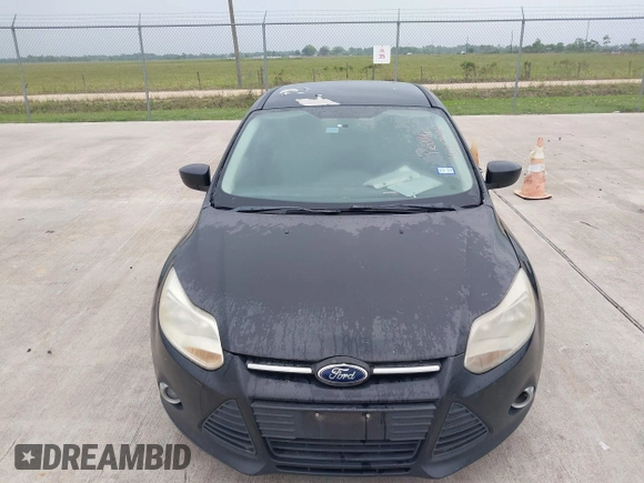2012 Ford Focus SE with VIN 1FAHP3F21CL372769, listed as a IAAI auction lot 42107424 with 202,142 mi miles. Bid and sale history available at carsss.com. Image 6.