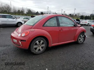 2006 Volkswagen New Beetle Coupe with VIN 3VWPW31C46M424002, listed as a Copart auction lot 43862595 with 0 mi miles and Salvage Title. Bid and sale history available at carsss.com. Image 3.