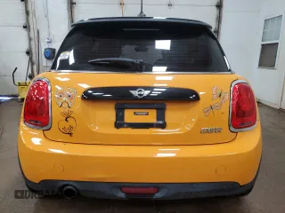 2017 MINI Hardtop Cooper с VIN WMWXP5C38H3C64588, выставлен на аукционе Copart как лот 56905495 с пробегом 49 401 миль миль и Чистый • Clean title. История ставок и продаж доступна на DreamBid. Изображение 6.