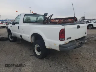2002 Ford F-350 XL with VIN 1FTSF31L32EB50482, listed as a Copart auction lot 81916124 with 45,625 mi miles and Clean Title. Bid and sale history available at DreamBid. Image 2.