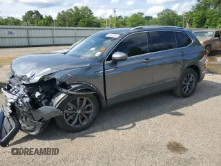 2022 Volkswagen Tiguan SE with VIN 3VV3B7AX1NM101288, listed as a Copart auction lot 54882085 with 16,095 mi miles and Salvage title. Bid and sale history available at DreamBid. Image 1.
