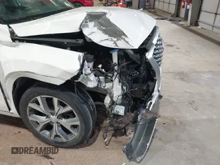 2021 Hyundai Palisade Limited z VIN KM8R5DHEXMU210597, wystawiony jako IAAI lot #41869656 z przebiegiem 56 874 mil mil oraz . Historia ofert i sprzedaży dostępna na DreamBid. Obrazek 6.