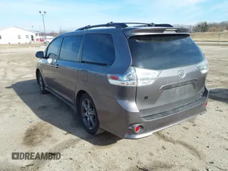 2015 Toyota Sienna SE with VIN 5TDXK3DC8FS633124, listed as a IAAI auction lot 41475935 with 182,921 mi miles and . Bid and sale history available at DreamBid. Image 3.