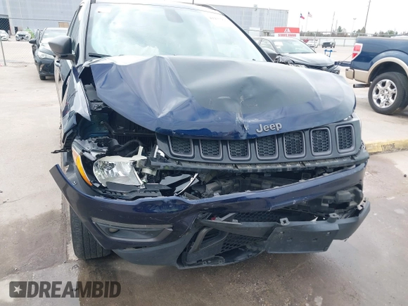2019 Jeep Compass Trailhawk with VIN 3C4NJDDB8KT619330, listed as a IAAI auction lot 41237920 with 85,144 mi miles and . Bid and sale history available at DreamBid. Image 6.