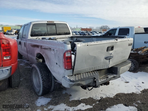 2008 Ford Super Duty F-350 DRW XL with VIN 1FTWW33R58EA65591, listed as a Copart auction lot 88522395 with 0 mi miles and Salvage Title. Bid and sale history available at carsss.com. Image 2.