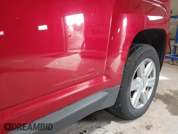 2015 GMC Terrain SLE z VIN 2GKFLVEK1F6318948, wystawiony jako IAAI lot #41946464 z przebiegiem 117 449 mil mil oraz . Historia ofert i sprzedaży dostępna na DreamBid. Obrazek 6.