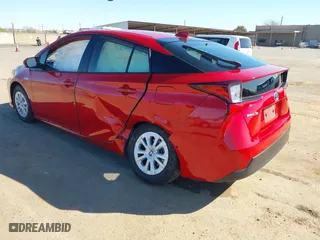 2022 Toyota Prius L Eco with VIN JTDKAMFU0N3161557, listed as a IAAI auction lot 41760623 with 135,934 mi miles. Bid and sale history available at carsss.com. Image 3.