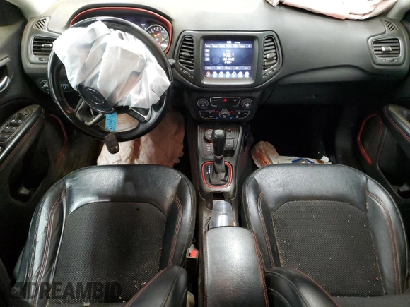 2020 Jeep Compass Trailhawk with VIN 3C4NJDDB4LT119165, listed as a Copart auction lot 48454355 with 135,492 mi miles and Salvage title. Bid and sale history available at DreamBid. Image 8.
