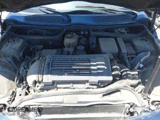2006 MINI Hardtop S with VIN WMWRE33536TJ35740, listed as a IAAI auction lot 42720196 with 165,852 mi miles and . Bid and sale history available at DreamBid. Image 10.
