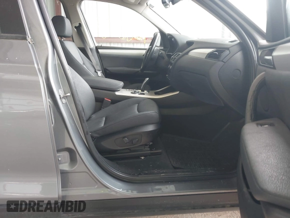 2013 BMW X3 xDrive28i with VIN 5UXWX9C50D0A10777, listed as a IAAI auction lot 42216080 with 153,409 mi miles and . Bid and sale history available at DreamBid. Image 5.