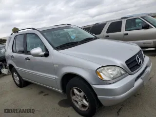 2000 Mercedes-Benz M-Class with VIN 4JGAB54E8YA191024, listed as a Copart auction lot 42851745 with 85,059 mi miles and Clean Title. Bid and sale history available at carsss.com. Image 4.