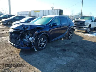2024 Lexus RX 350 z VIN 2T2BAMCA5RC051462, wystawiony jako IAAI lot #41423874 z przebiegiem 8 728 mil mil oraz . Historia ofert i sprzedaży dostępna na DreamBid. Obrazek 2.