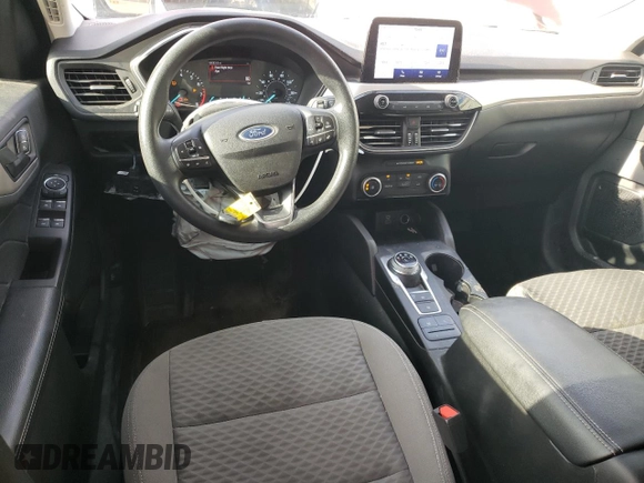 2022 Ford Escape SE z VIN 1FMCU0G63NUA24980, wystawiony jako Copart lot #42552545 z przebiegiem 56 063 mil mil oraz Szkoda całkowita • Salvage title. Historia ofert i sprzedaży dostępna na DreamBid. Obrazek 8.