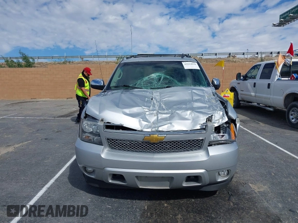 2013 Chevrolet Avalanche LT with VIN 3GNMCFE07DG379110, listed as a IAAI auction lot 41624639 with 142,871 mi miles and . Bid and sale history available at DreamBid. Image 12.