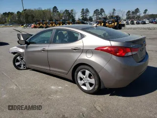 2013 Hyundai Elantra GLS z VIN 5NPDH4AE1DH256619, wystawiony jako Copart lot #50624295 z przebiegiem 99 006 mil mil oraz Szkoda całkowita • Salvage title. Historia ofert i sprzedaży dostępna na DreamBid. Obrazek 2.